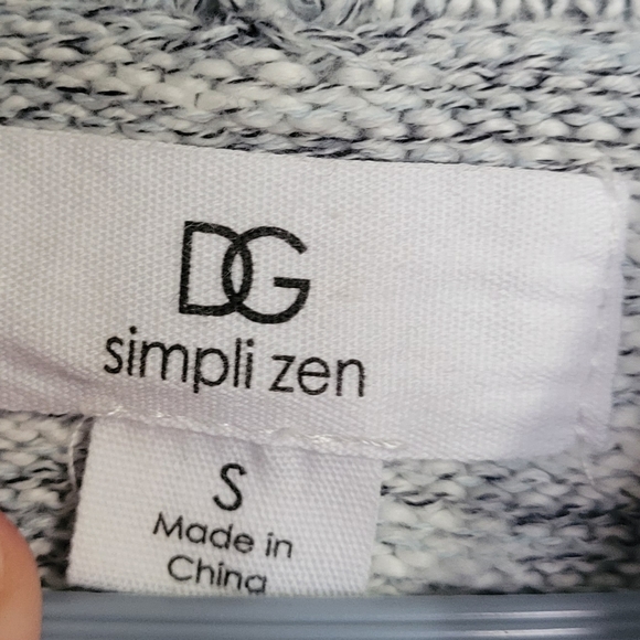 DG Simpli Zen Star Sweater - Picture 3 of 3